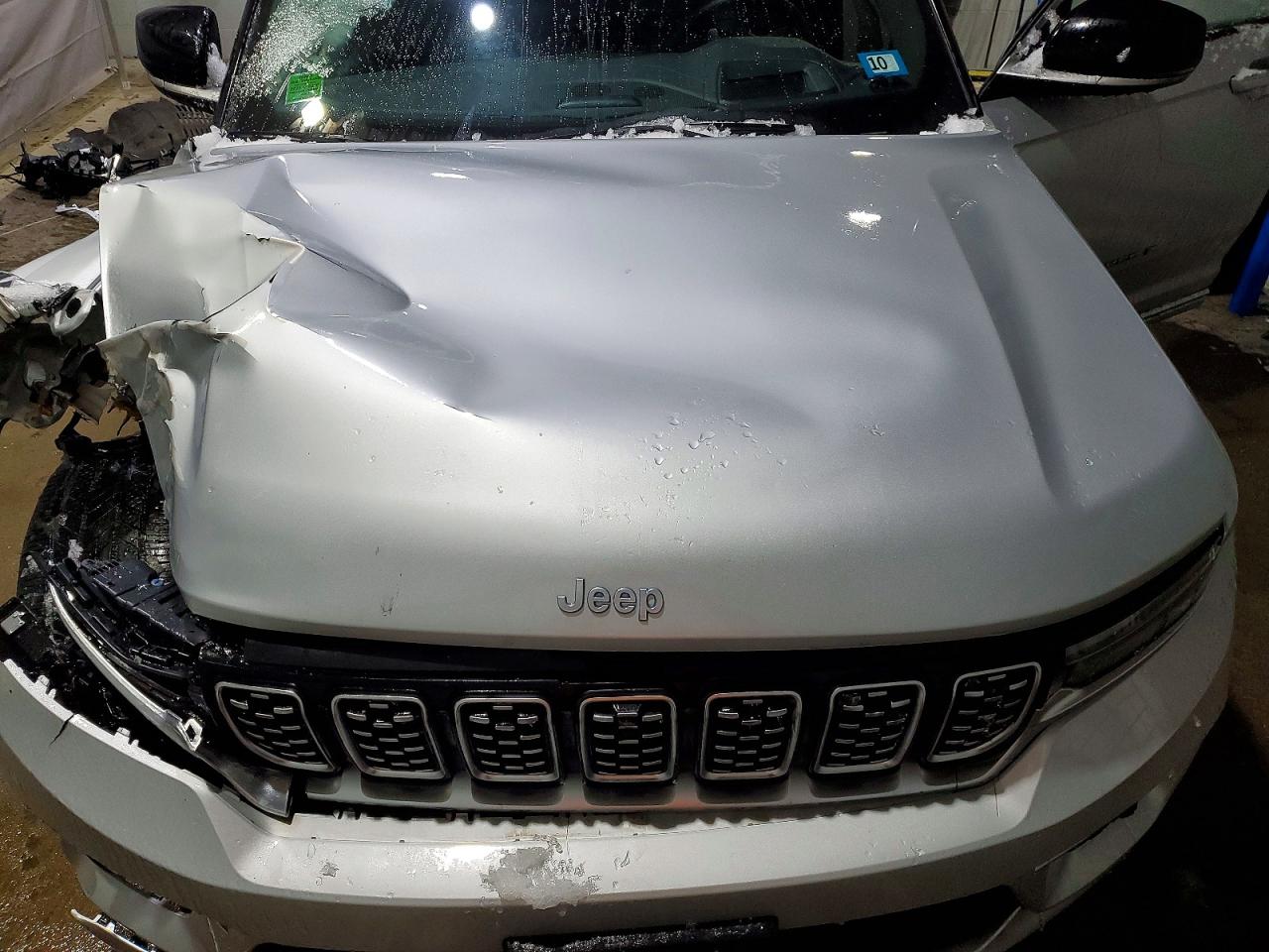 2022 JEEP GRAND CHEROKEE SUMMIT 4XE photo 12