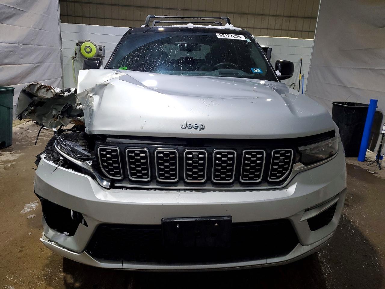 2022 JEEP GRAND CHEROKEE SUMMIT 4XE photo 5