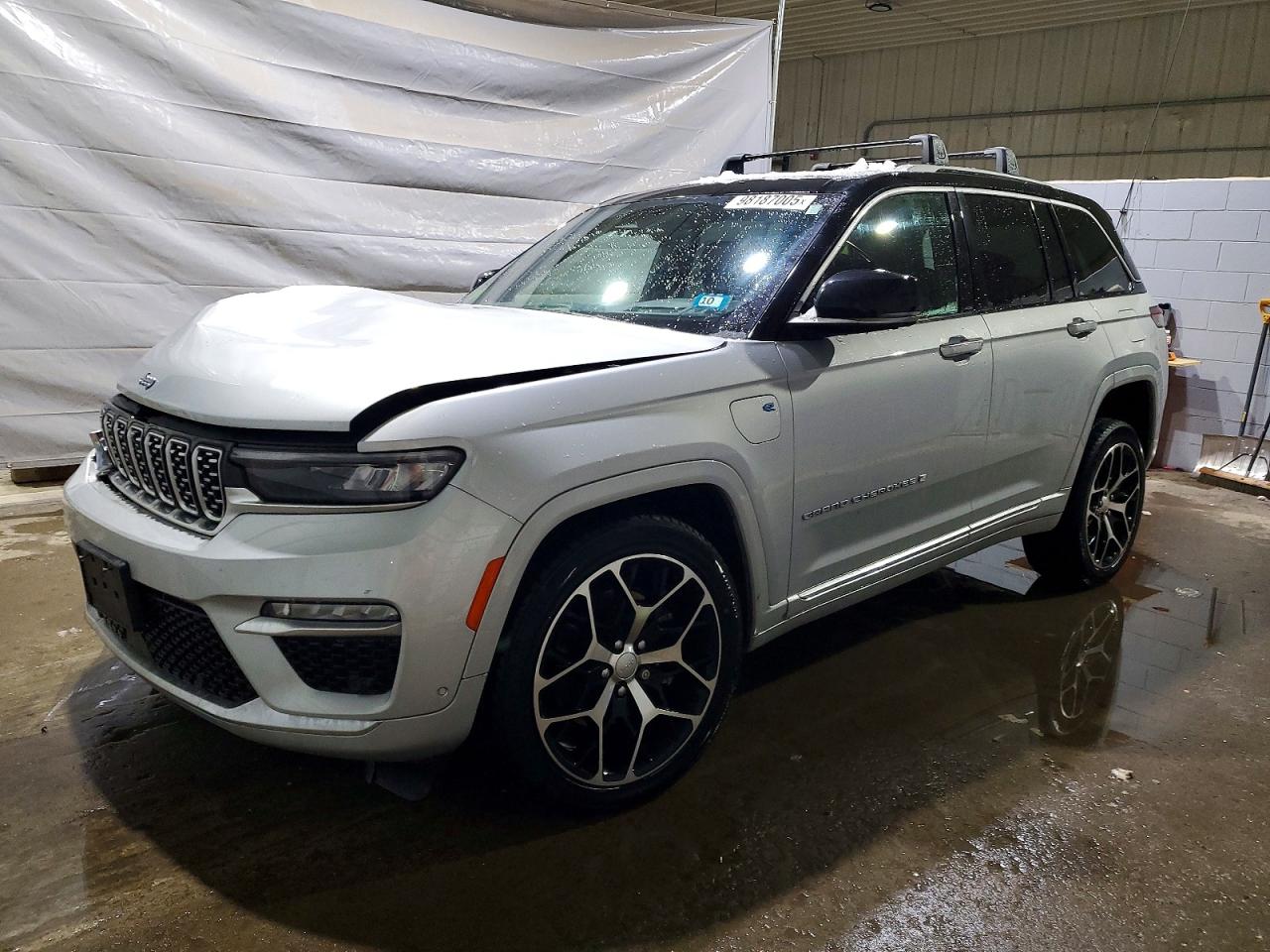 2022 JEEP GRAND CHEROKEE