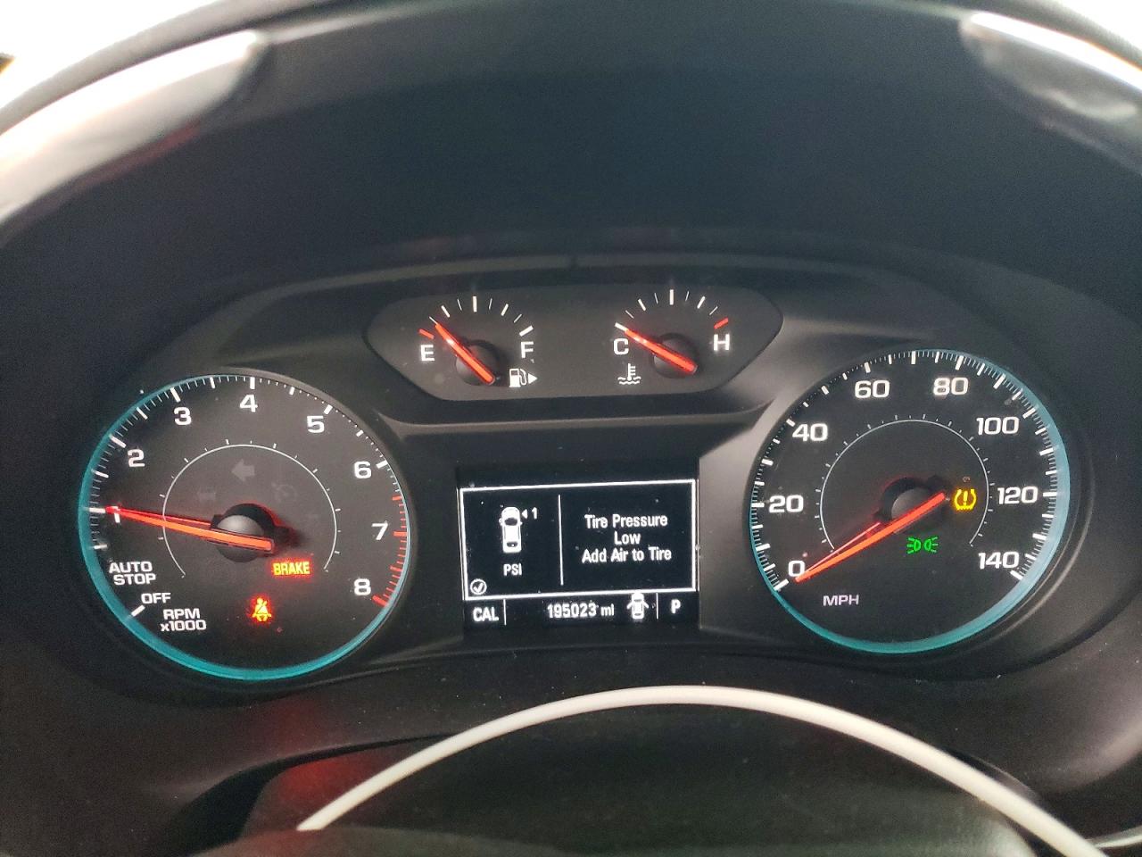 2018 CHEVROLET MALIBU LT photo 9