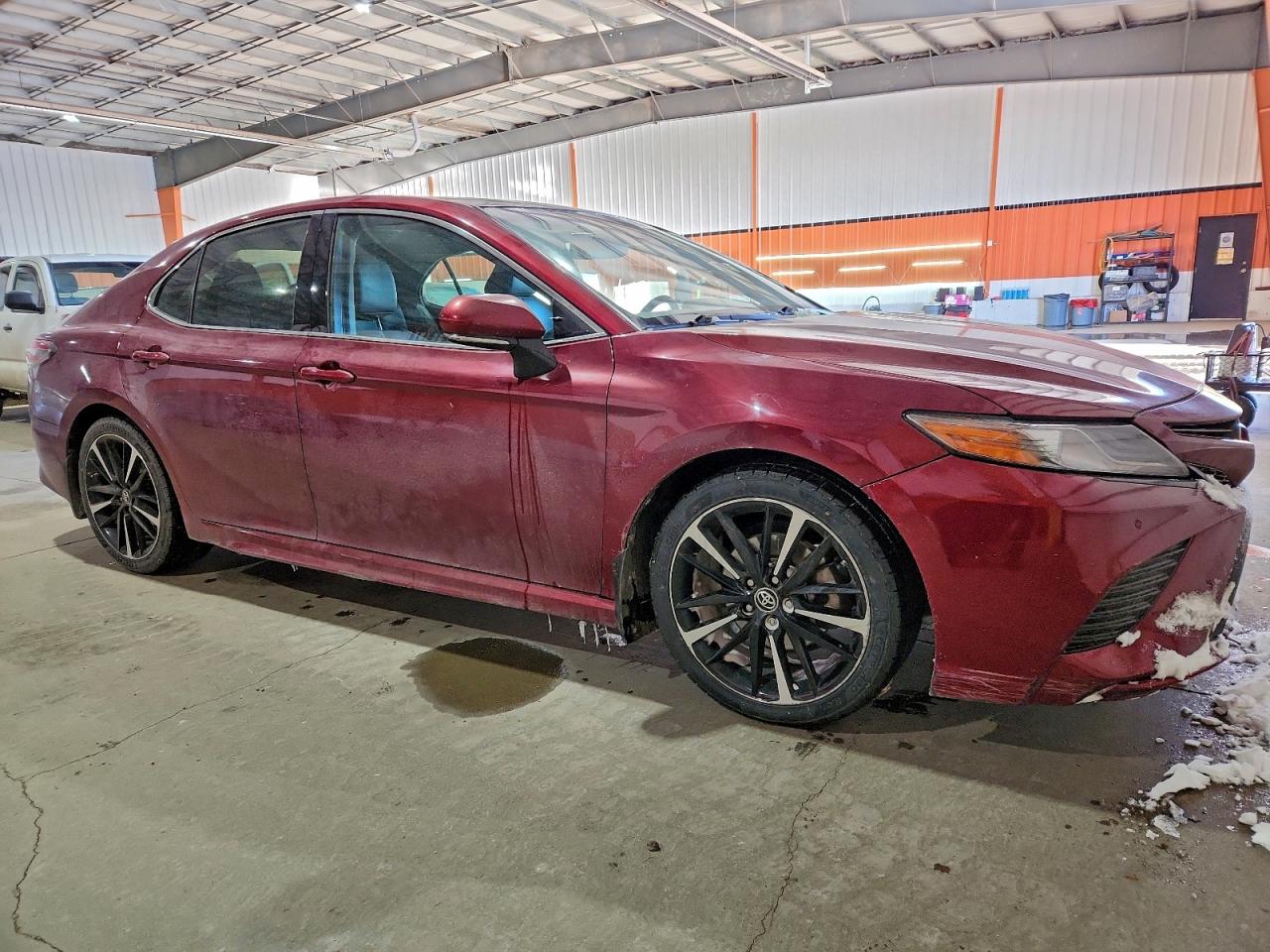 2018 TOYOTA CAMRY XSE photo 4