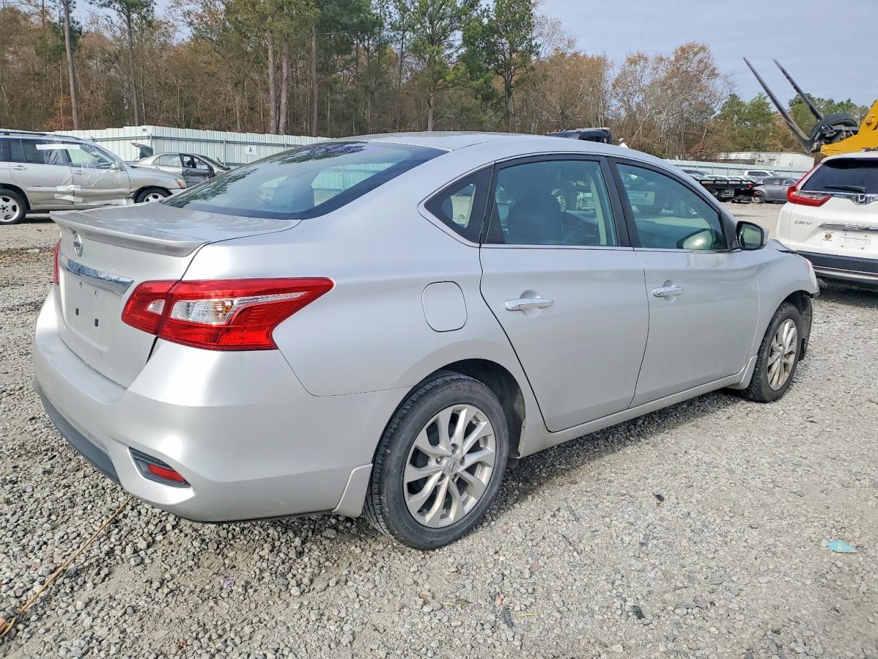 2019 NISSAN SENTRA S photo 3