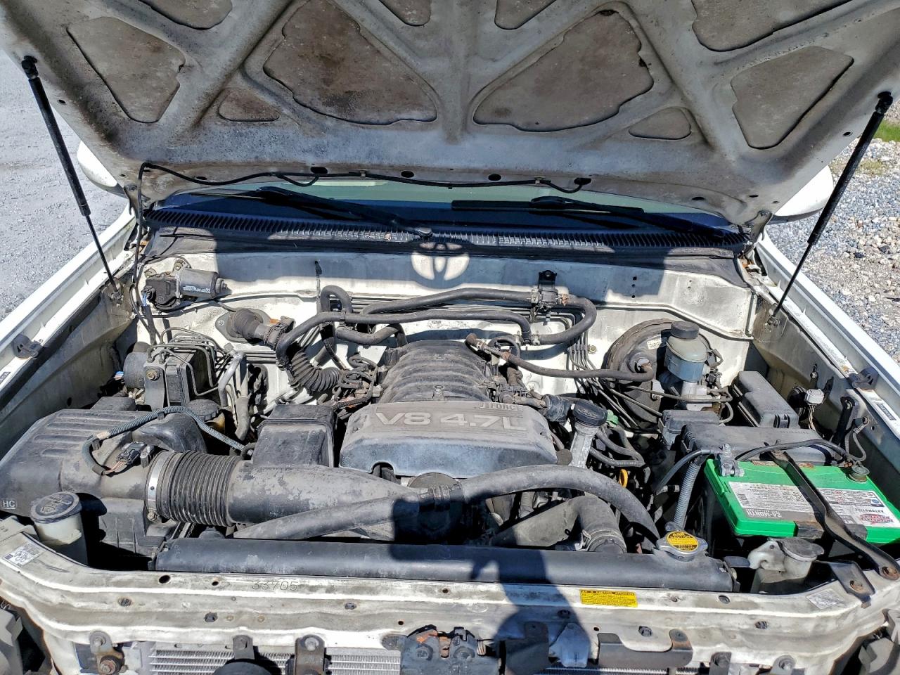 2005 TOYOTA SEQUOIA SR5 photo 12