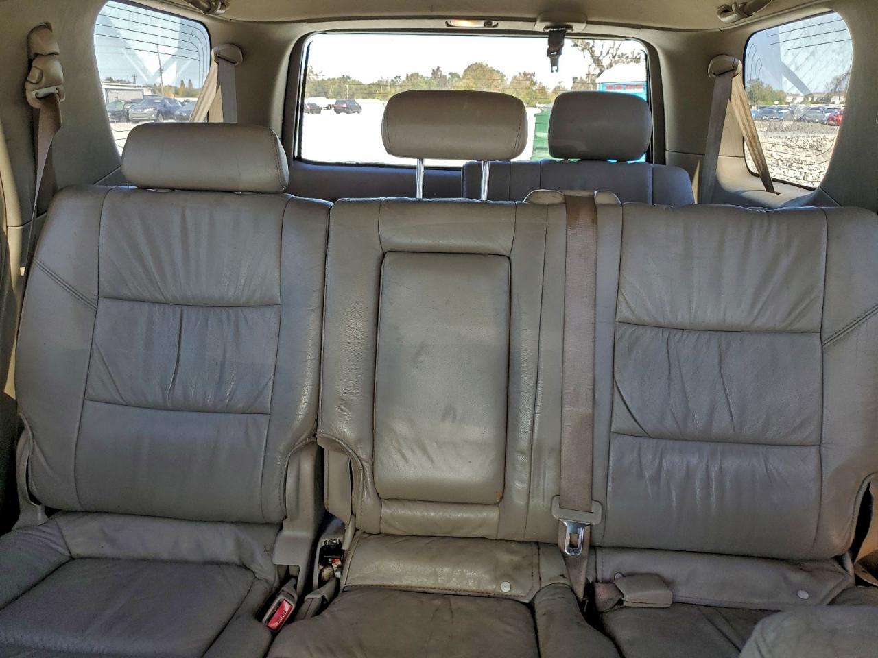 2005 TOYOTA SEQUOIA SR5 photo 10