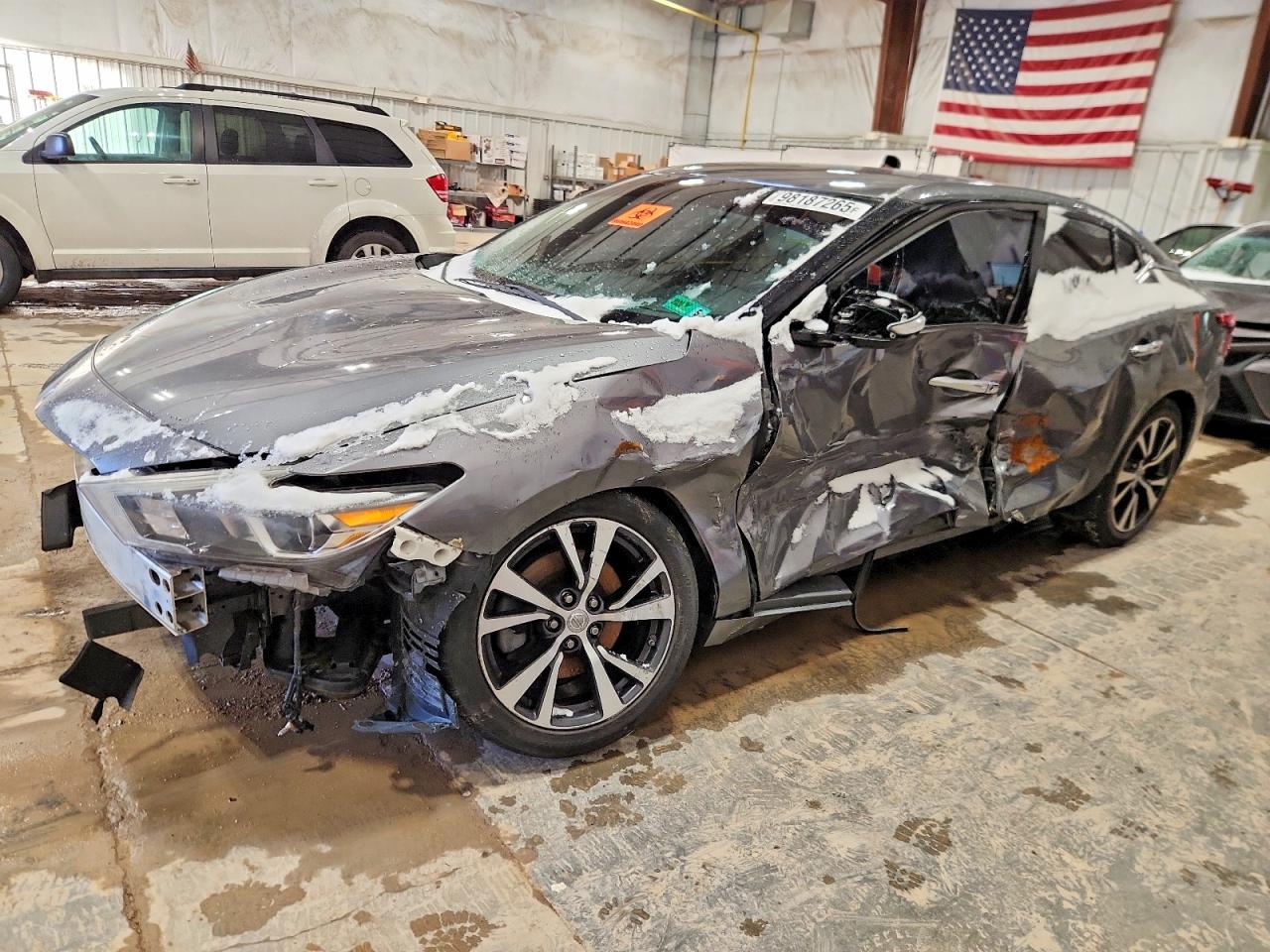2017 NISSAN MAXIMA