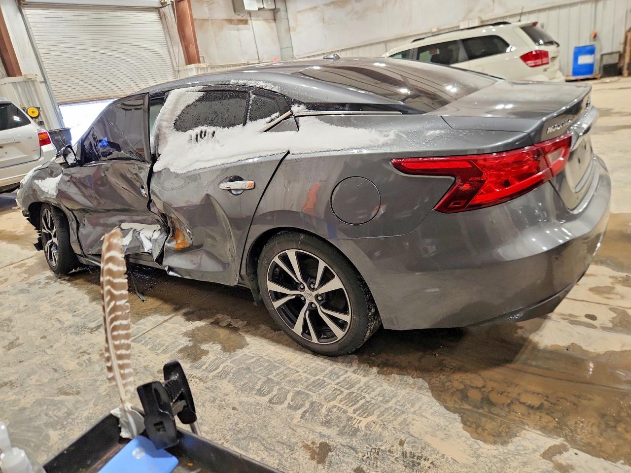 2017 NISSAN MAXIMA 3.5 SV photo 2