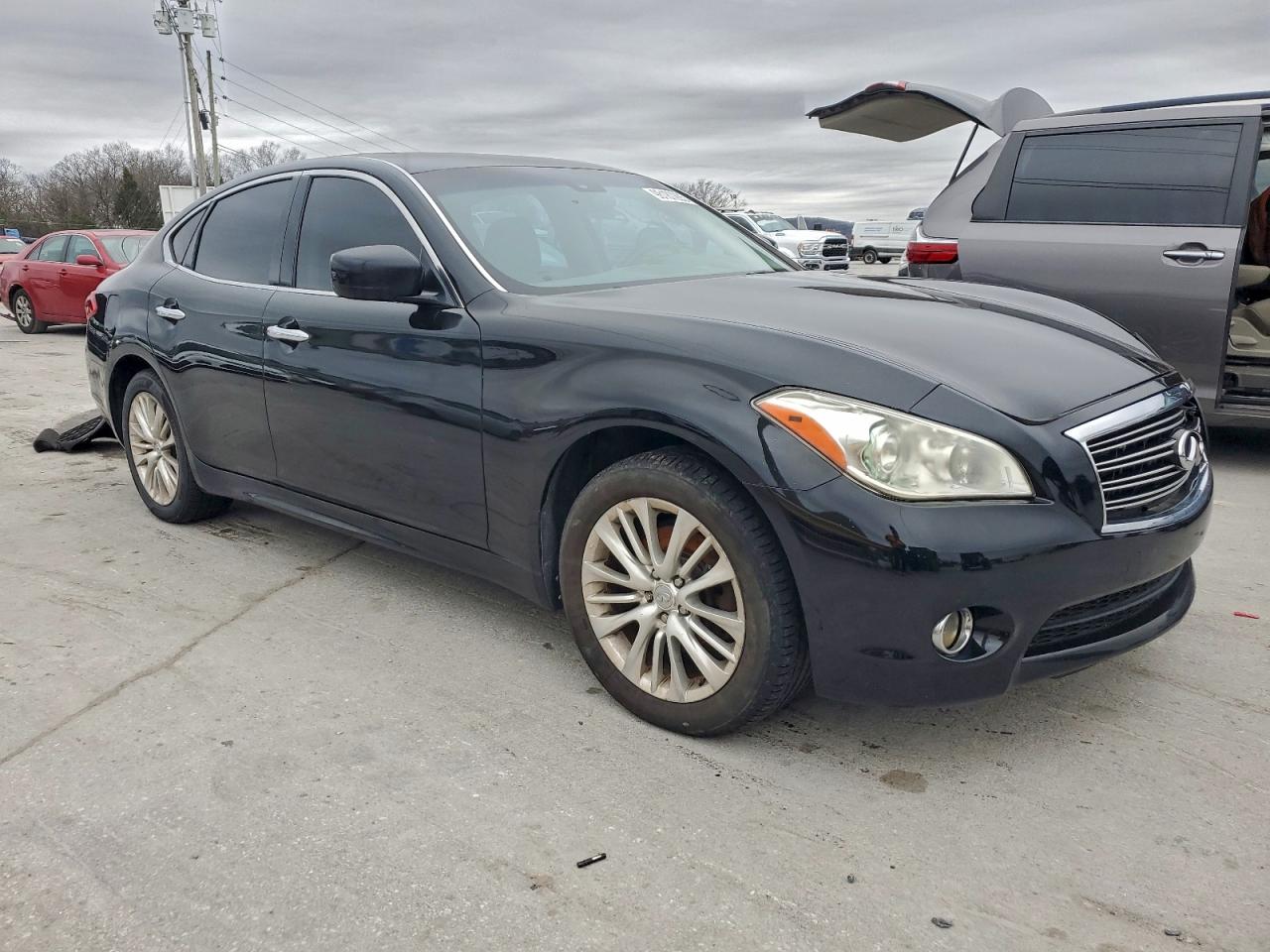 2012 INFINITI M37 X photo 4