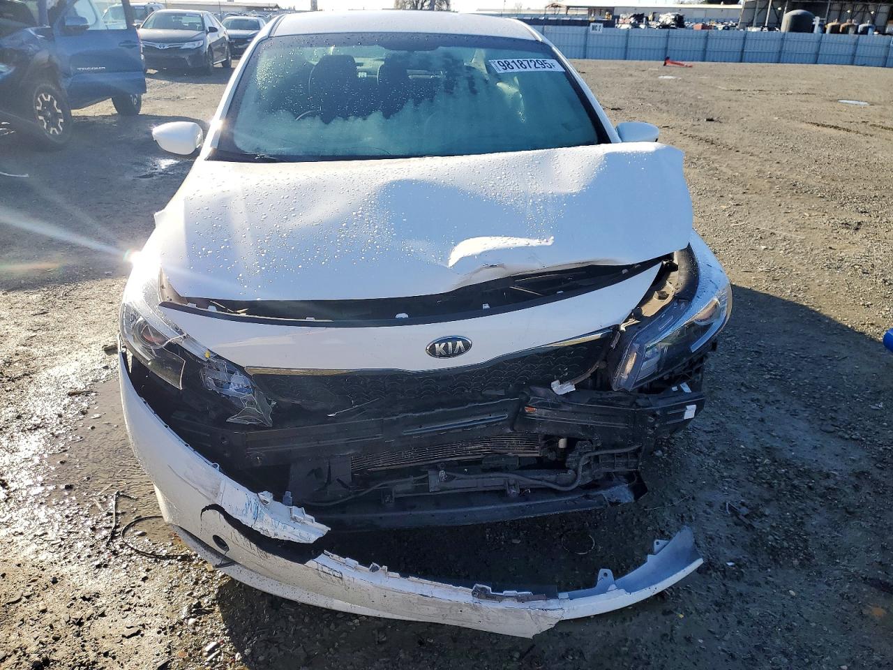 2017 KIA FORTE LX photo 5