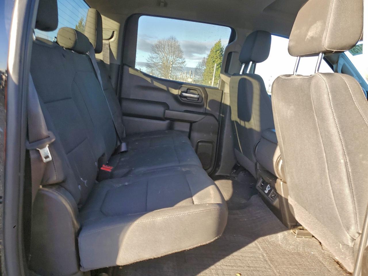 2020 CHEVROLET SILVERADO K1500 CUSTOM photo 19