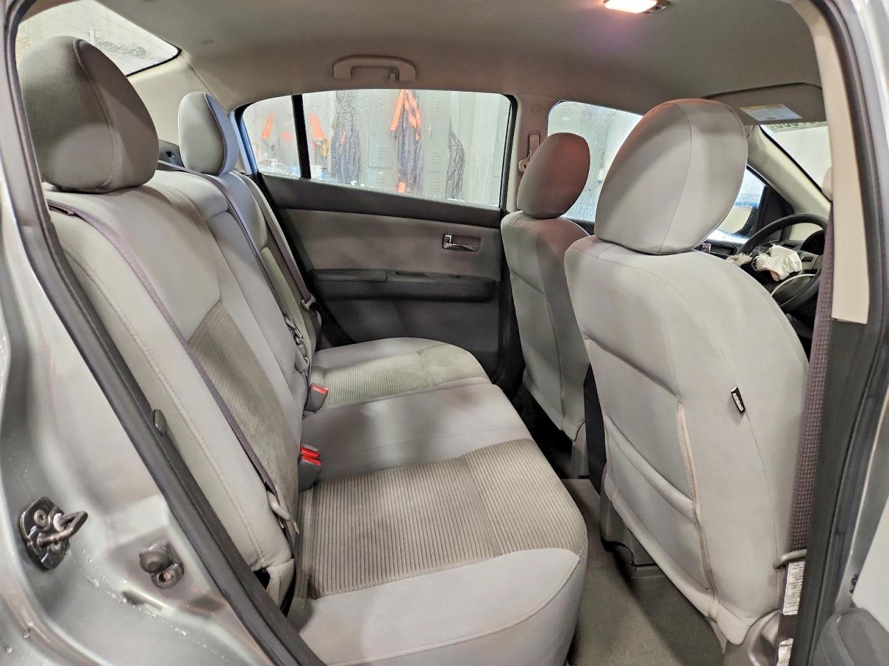 2012 NISSAN SENTRA 2.0 photo 10