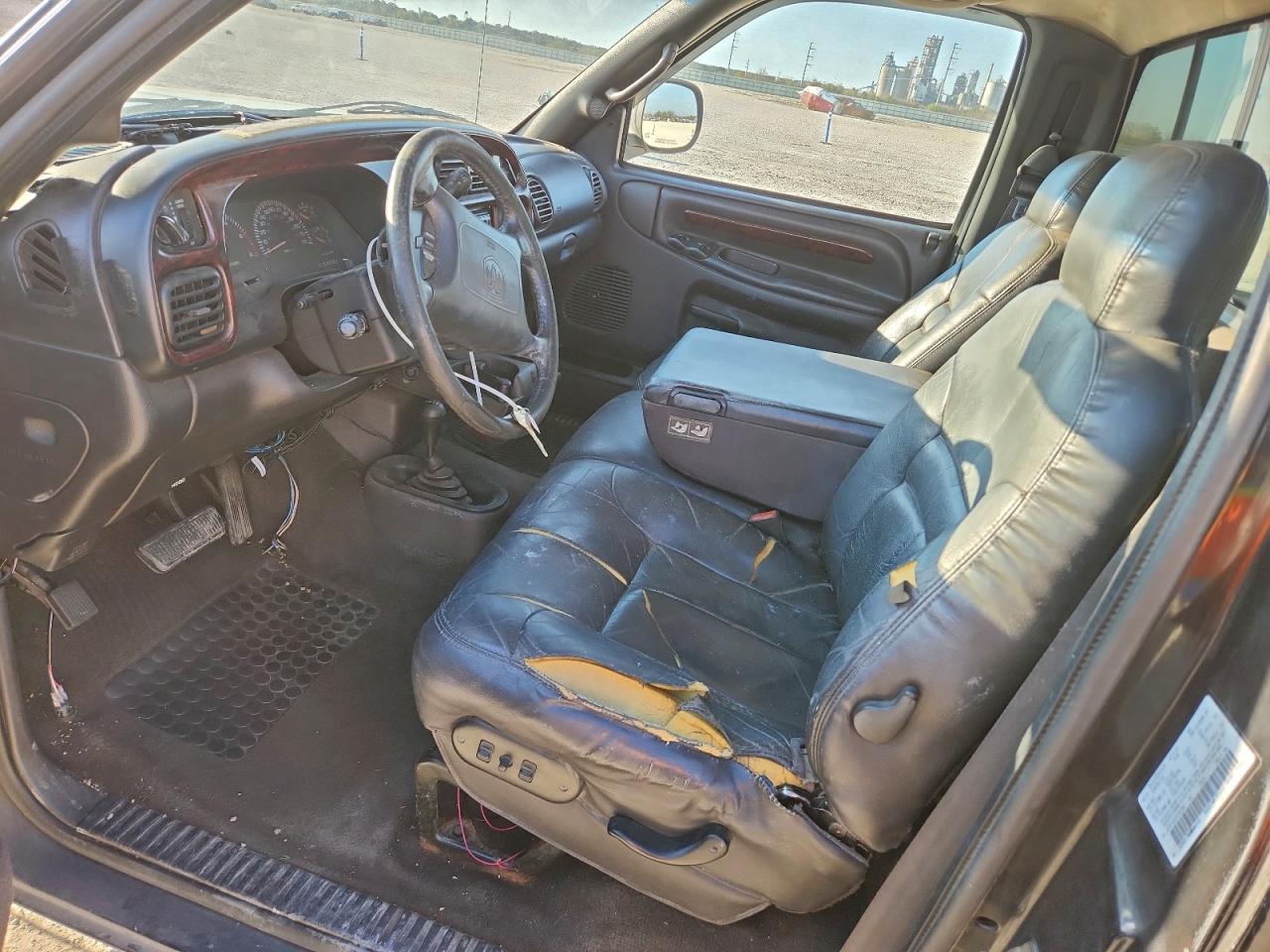 2001 DODGE RAM 1500 photo 13