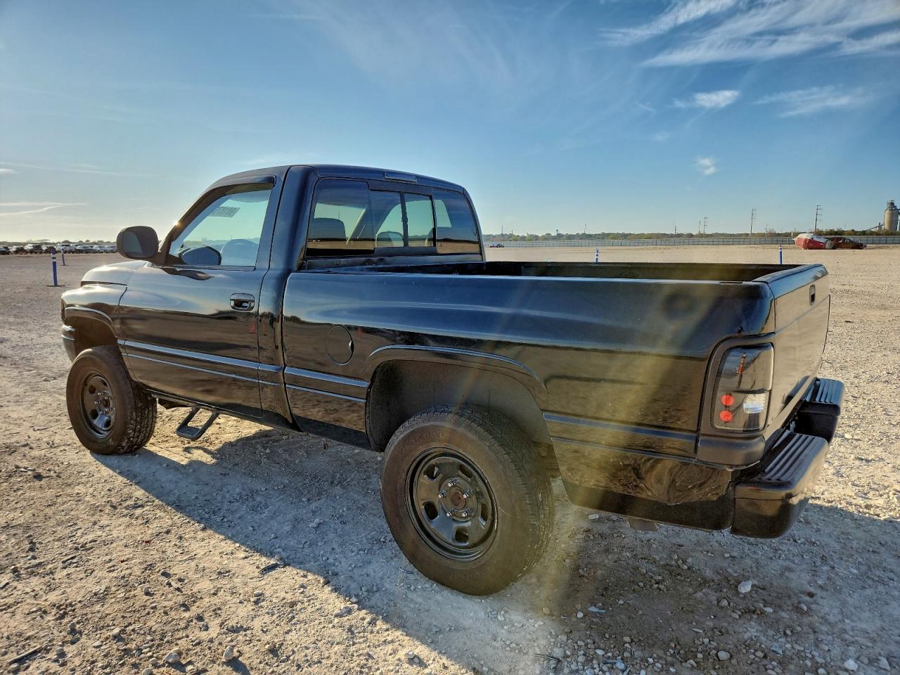 2001 DODGE RAM 1500 photo 3