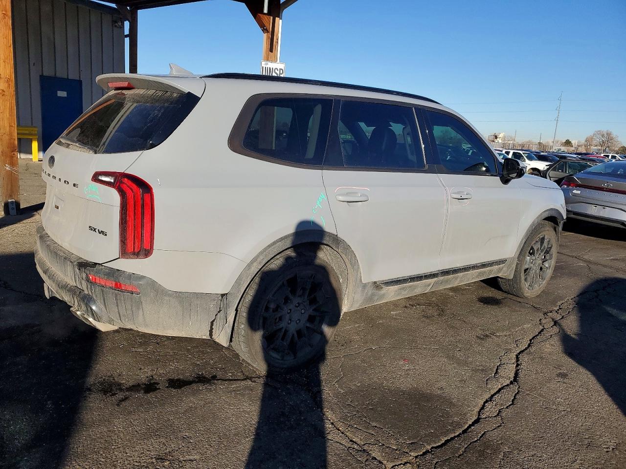 2021 KIA TELLURIDE SX photo 3