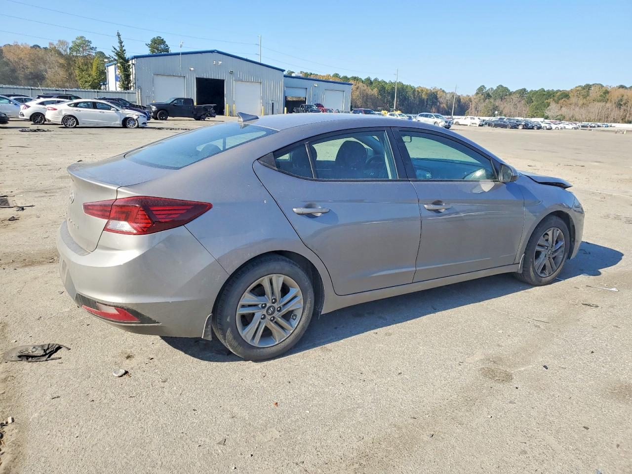 2020 HYUNDAI ELANTRA SEL photo 3