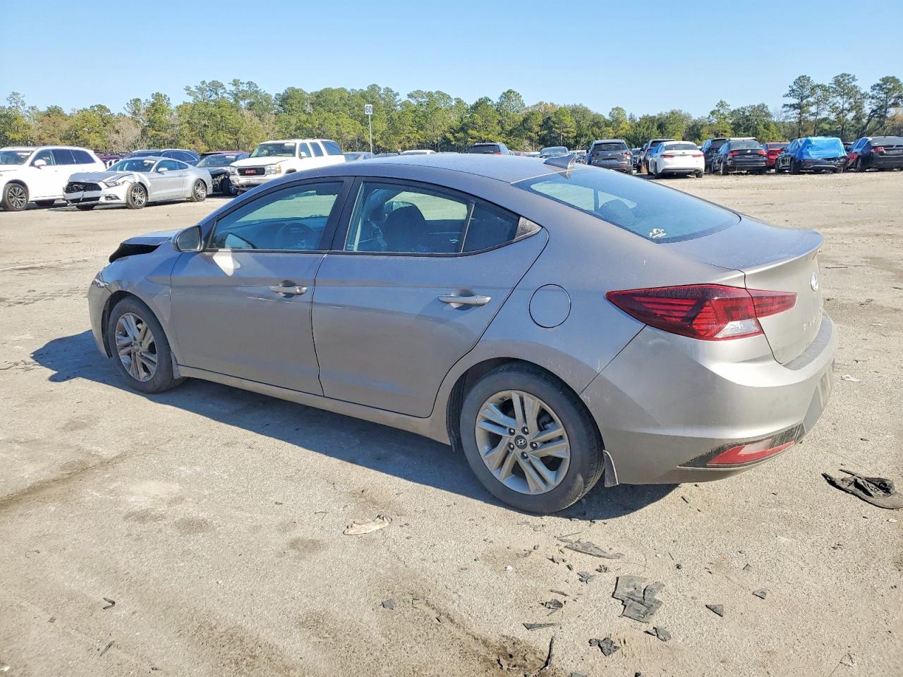 2020 HYUNDAI ELANTRA SEL photo 2