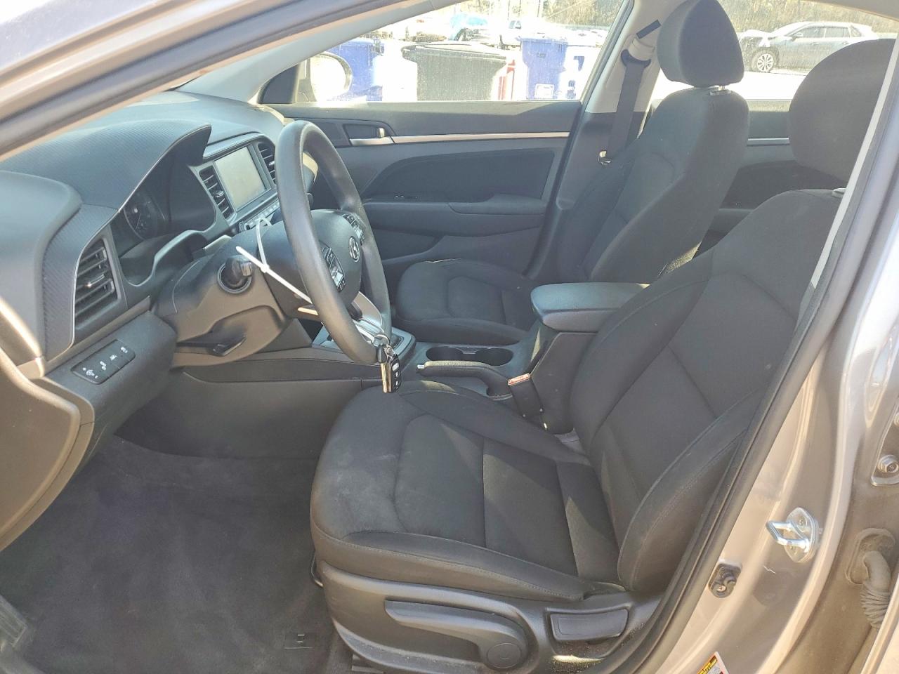 2020 HYUNDAI ELANTRA SEL photo 7