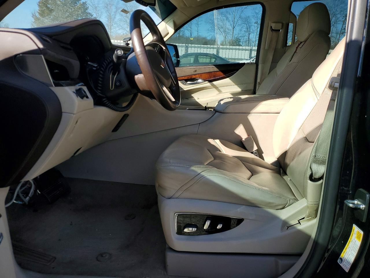 2016 CADILLAC ESCALADE PREMIUM photo 7