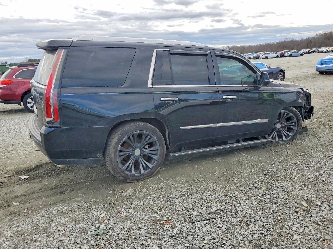 2016 CADILLAC ESCALADE PREMIUM photo 3