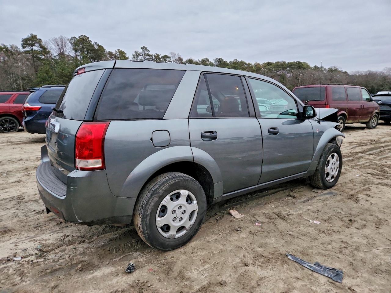 2006 SATURN VUE photo 3