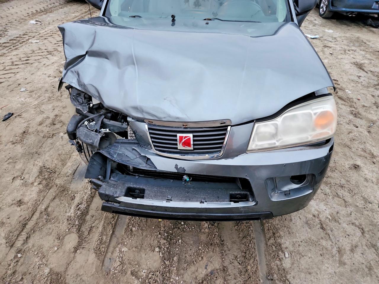 2006 SATURN VUE photo 12
