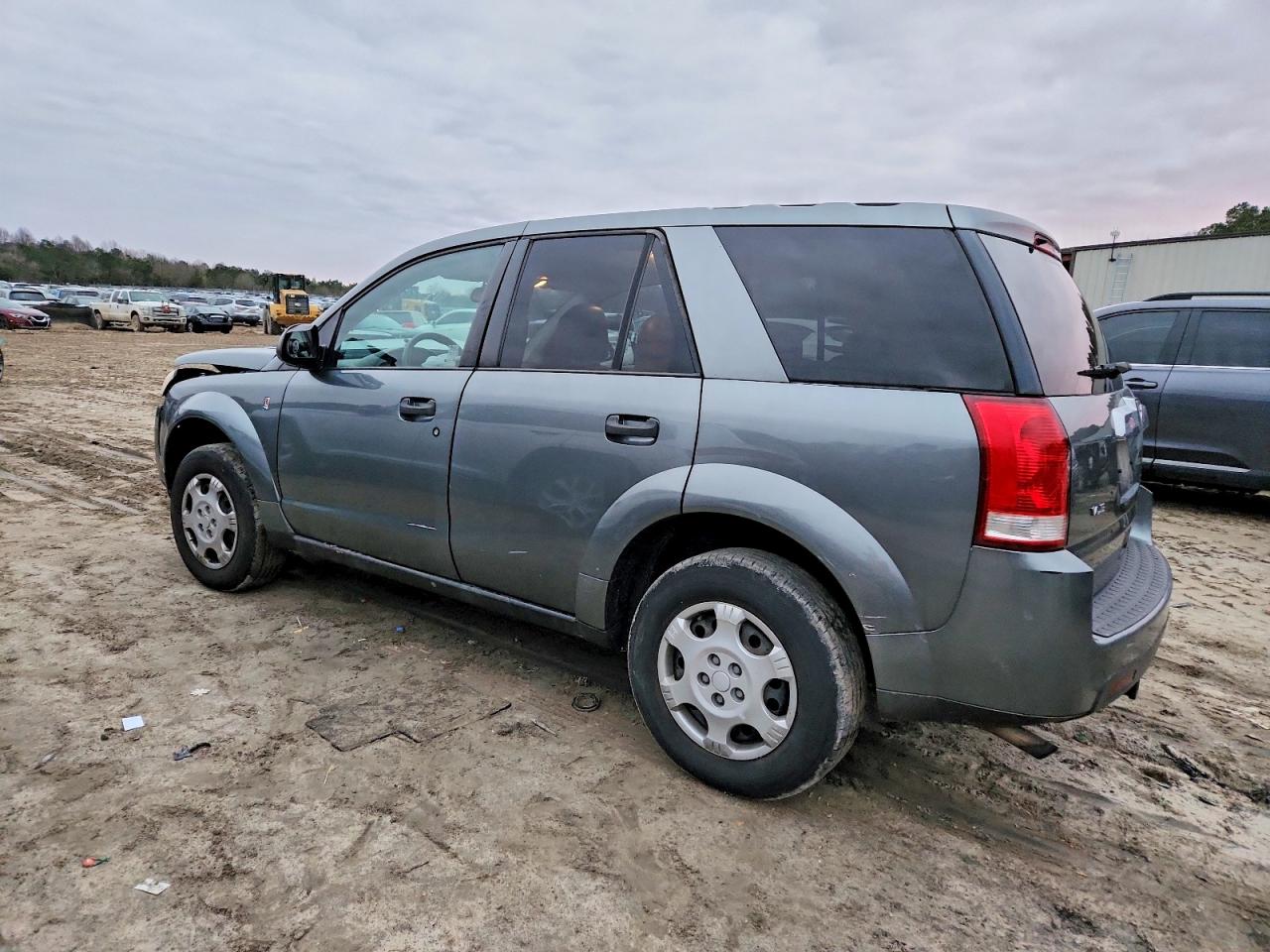2006 SATURN VUE photo 2