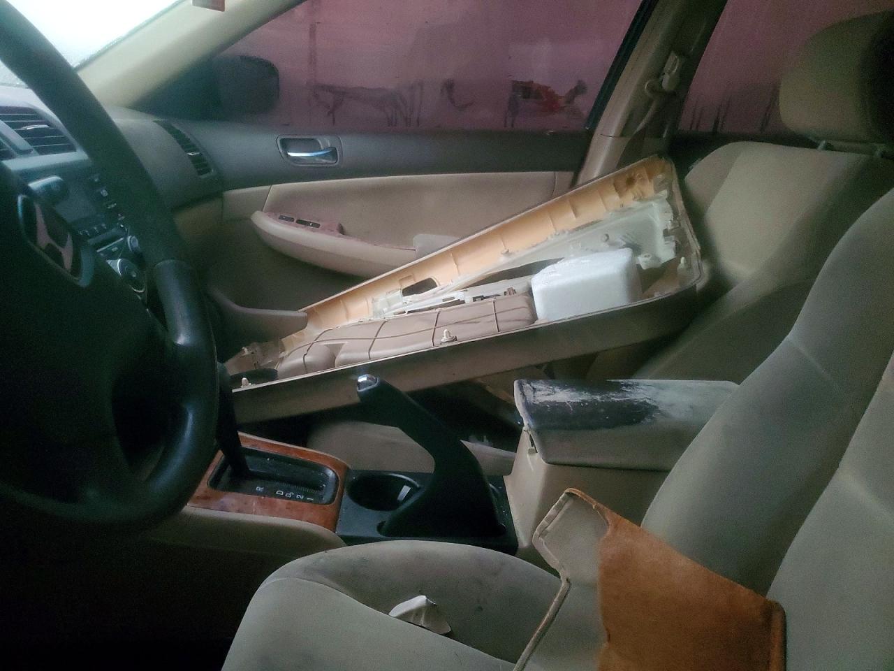 2004 HONDA ACCORD EX photo 8