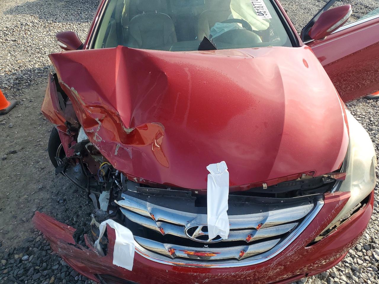 2011 HYUNDAI SONATA SE photo 11