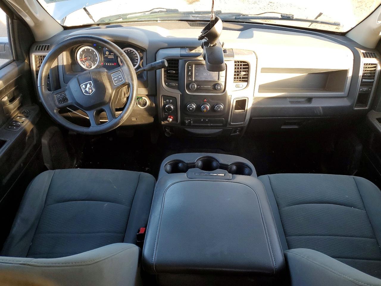 2013 RAM 1500 ST photo 8