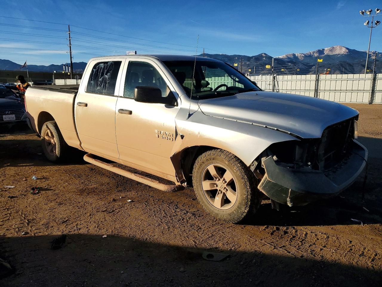 2013 RAM 1500 ST photo 4