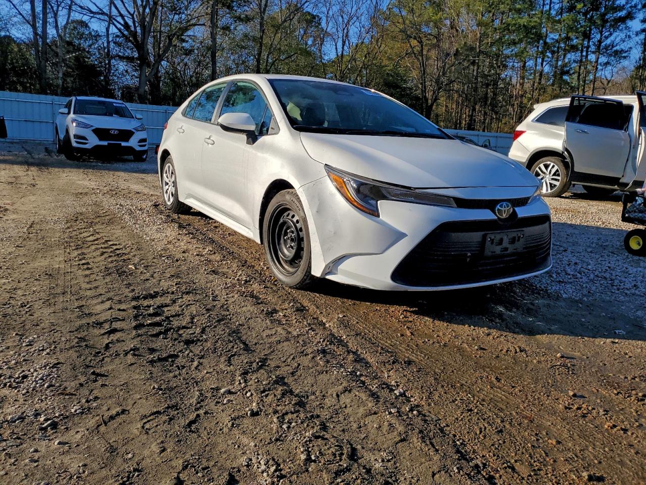 2024 TOYOTA COROLLA LE photo 4