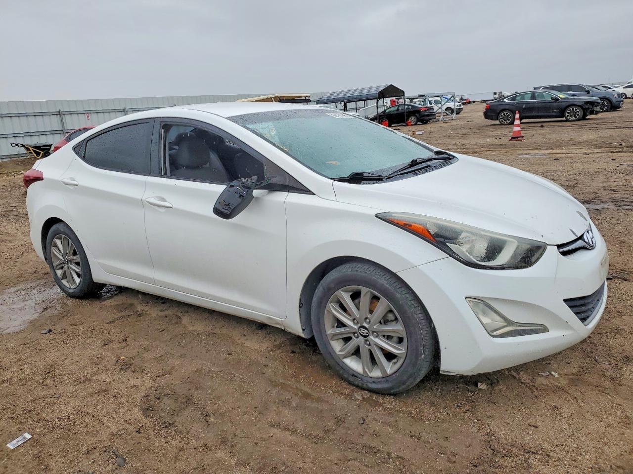 2014 HYUNDAI ELANTRA SE photo 4
