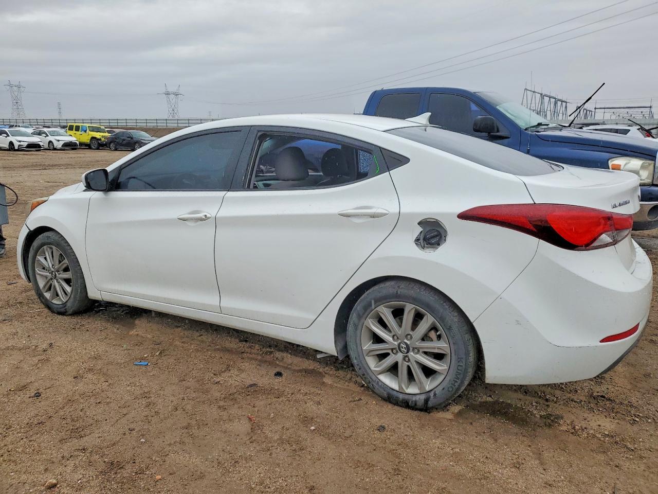 2014 HYUNDAI ELANTRA SE photo 2