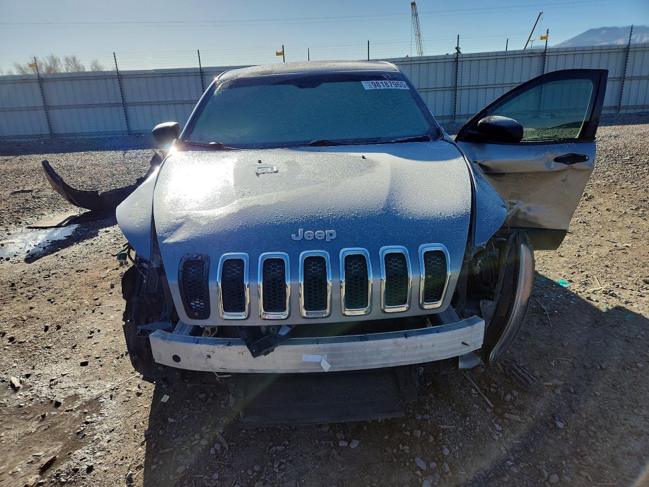2014 JEEP CHEROKEE SPORT photo 5