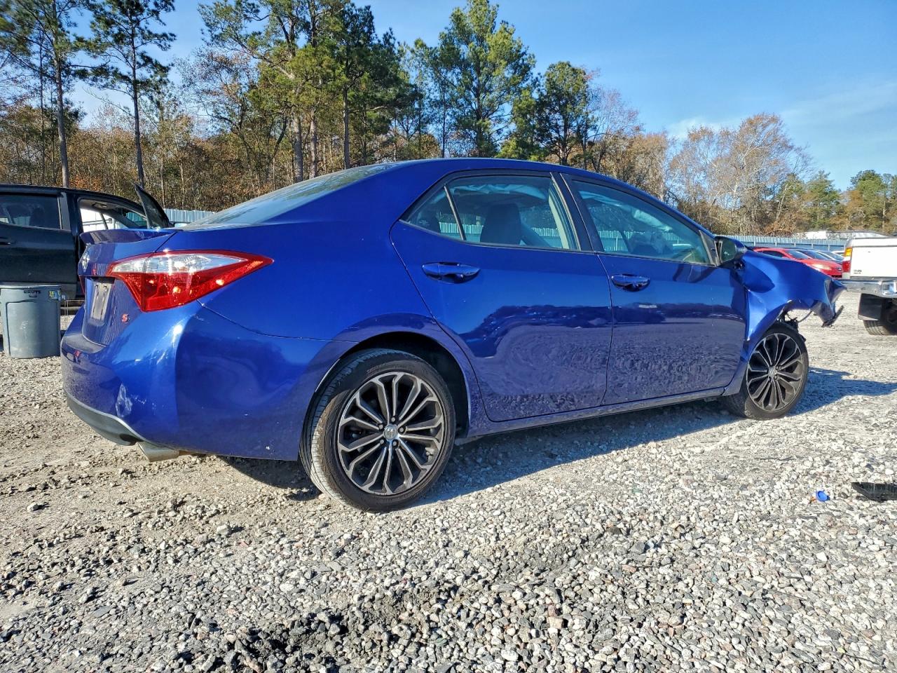 2016 TOYOTA COROLLA L photo 3