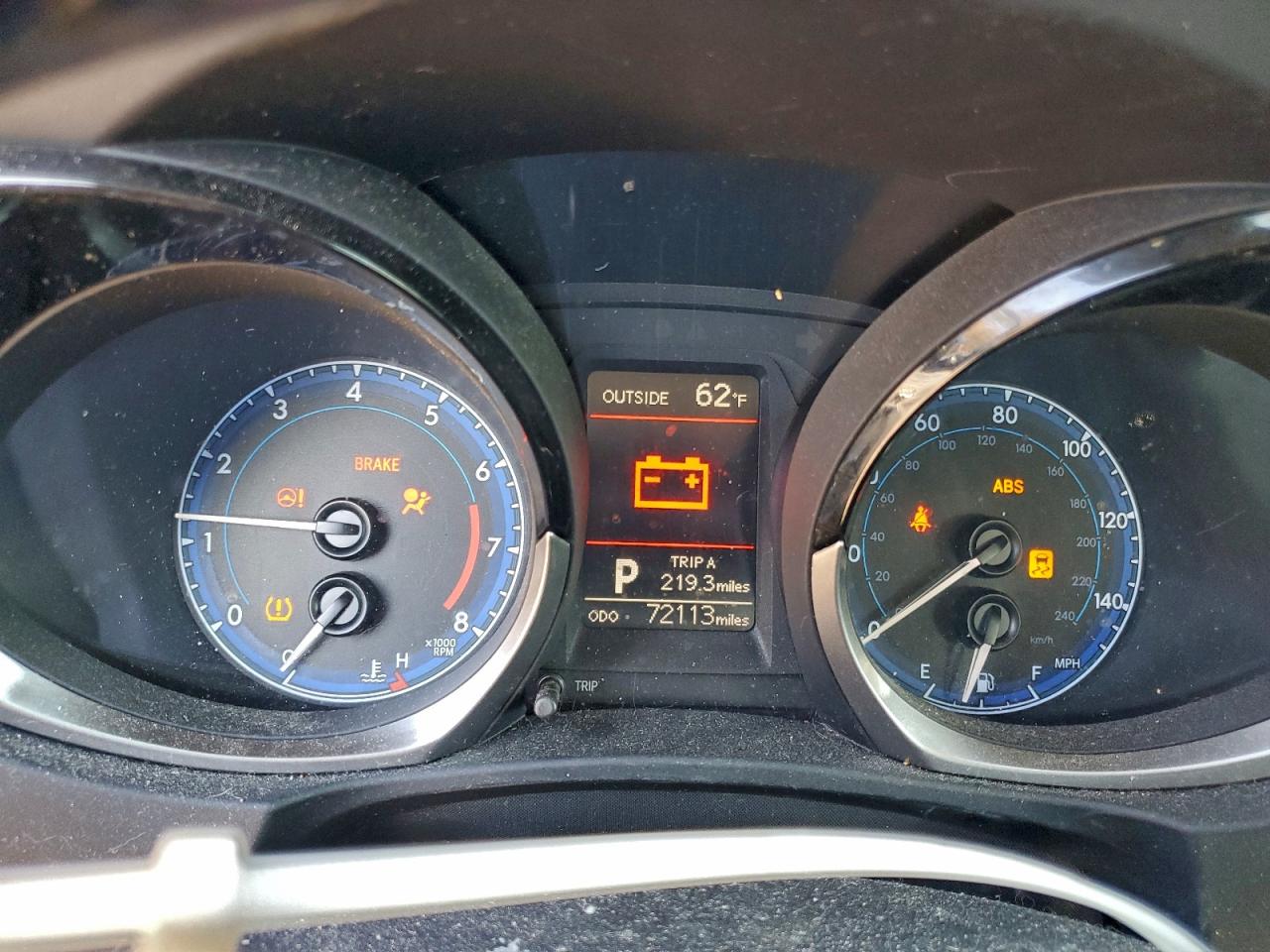 2016 TOYOTA COROLLA L photo 9