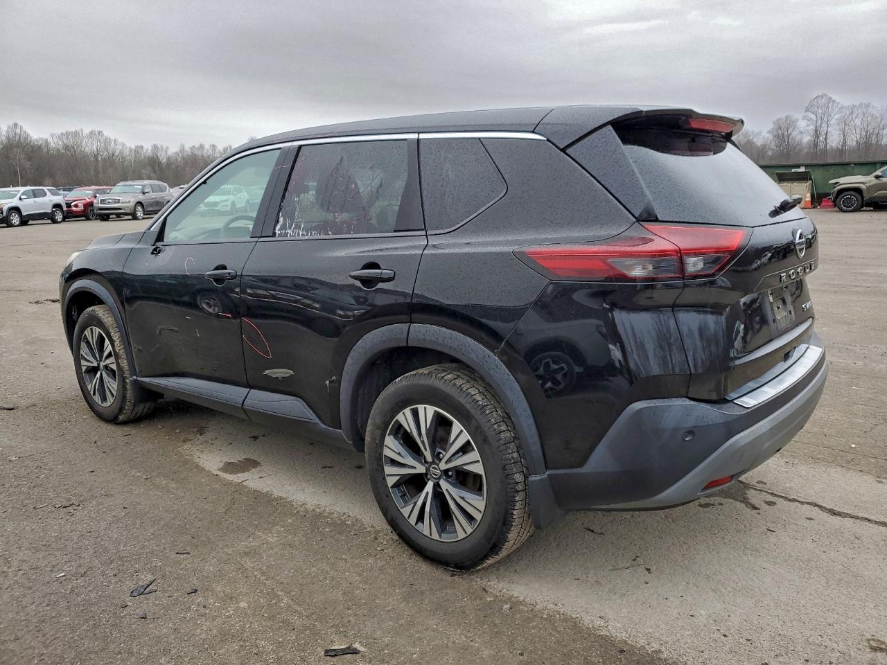 2021 NISSAN ROGUE SV photo 2