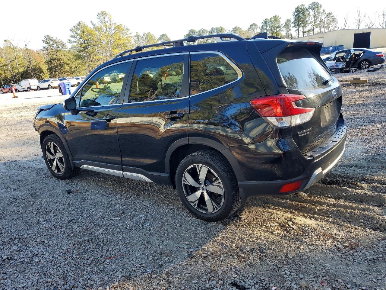 2021 SUBARU FORESTER TOURING photo 2
