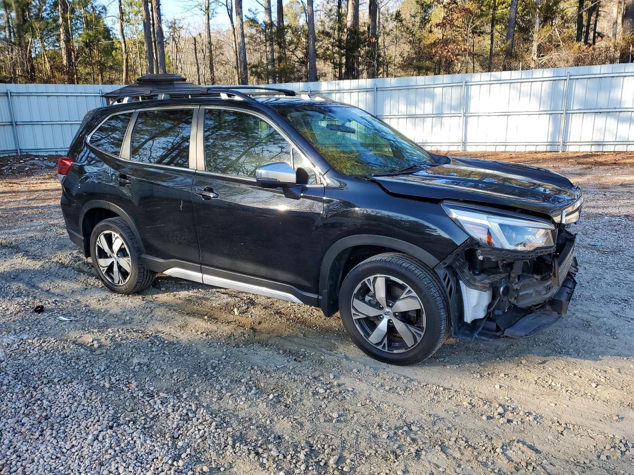 2021 SUBARU FORESTER TOURING photo 4