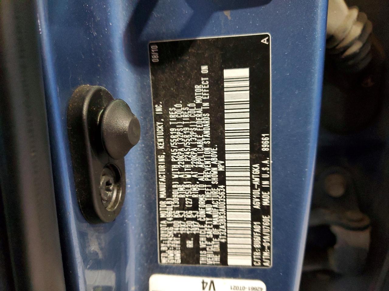 2010 TOYOTA VENZA photo 13