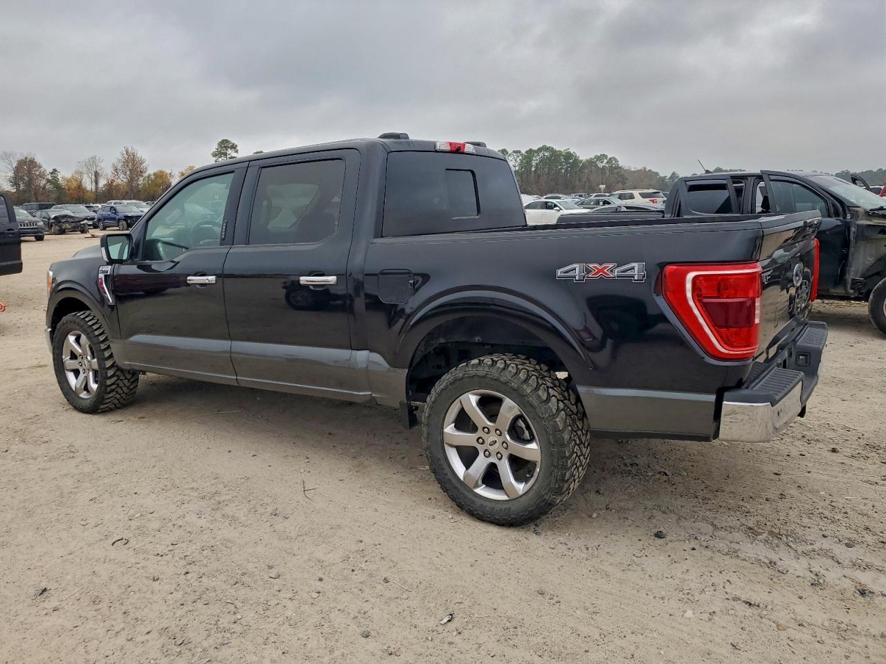 2022 FORD F150 SUPERCREW photo 2