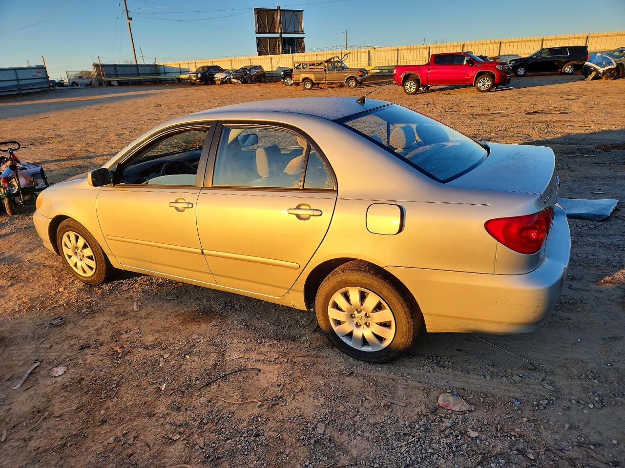 2004 TOYOTA COROLLA CE photo 2