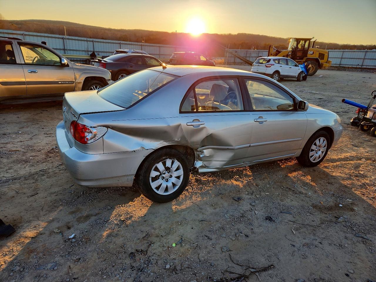 2004 TOYOTA COROLLA CE photo 3
