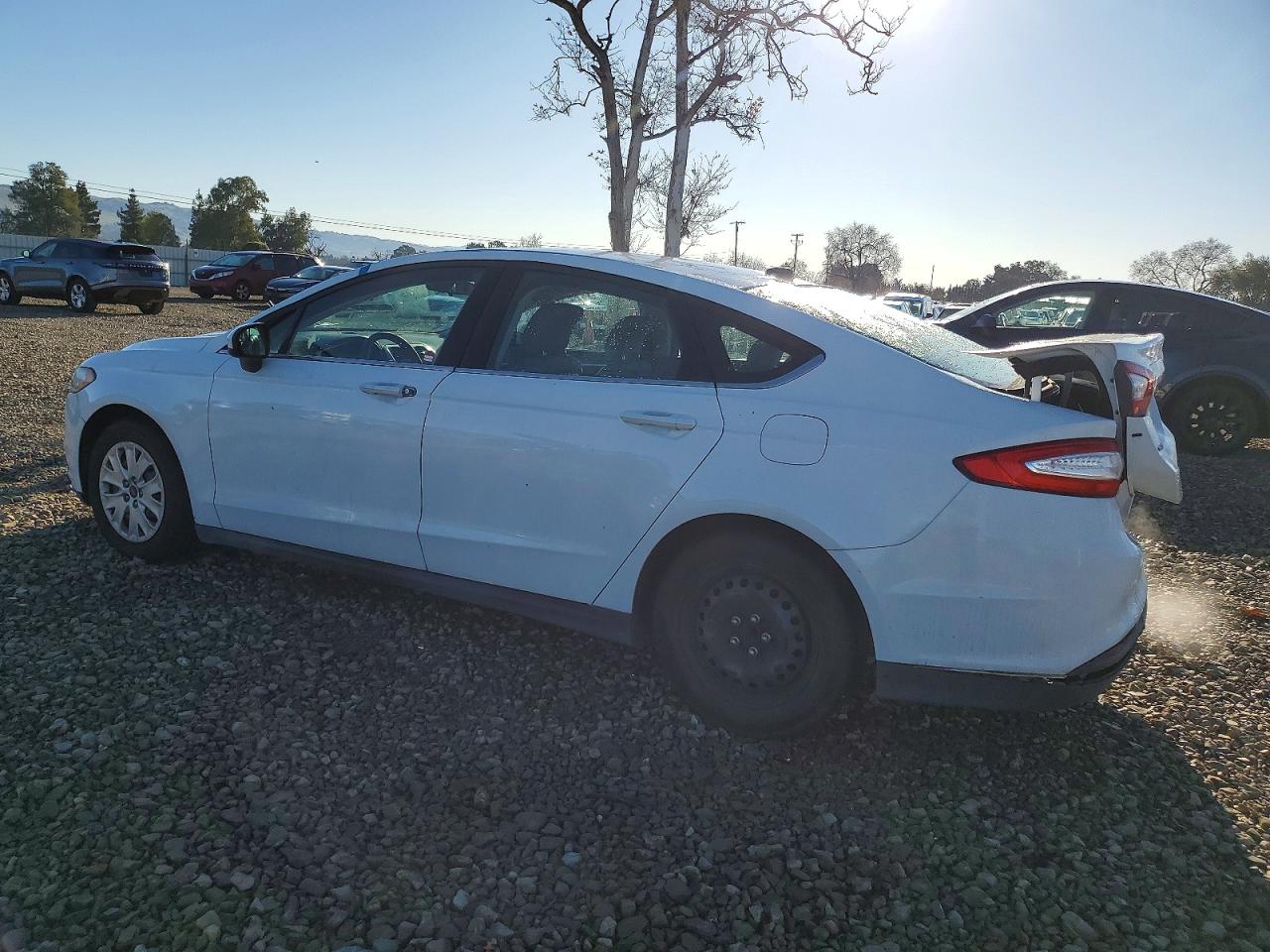 2013 FORD FUSION S photo 2