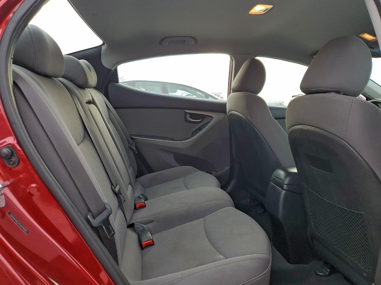2015 HYUNDAI ELANTRA SE photo 10