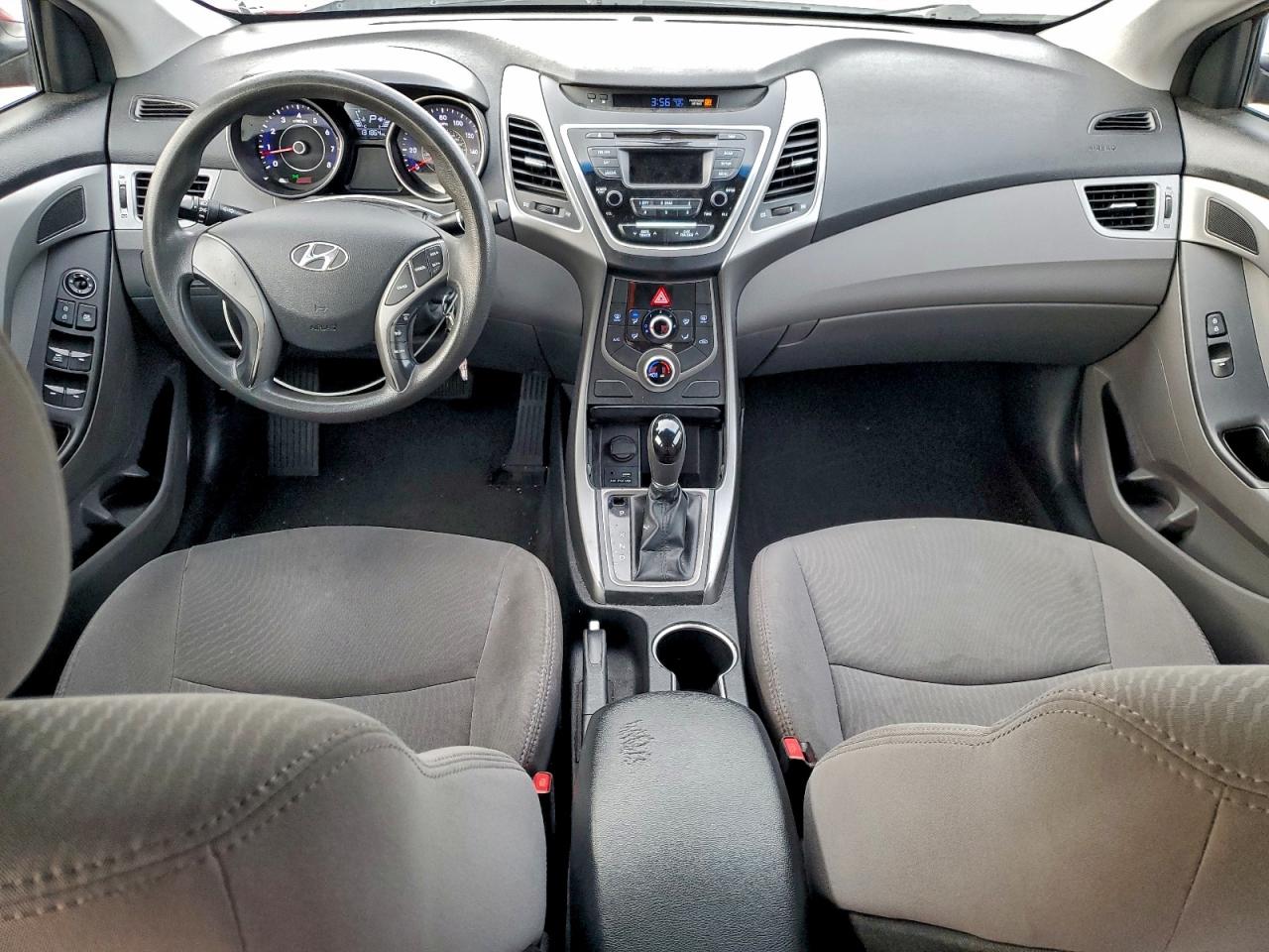 2015 HYUNDAI ELANTRA SE photo 8