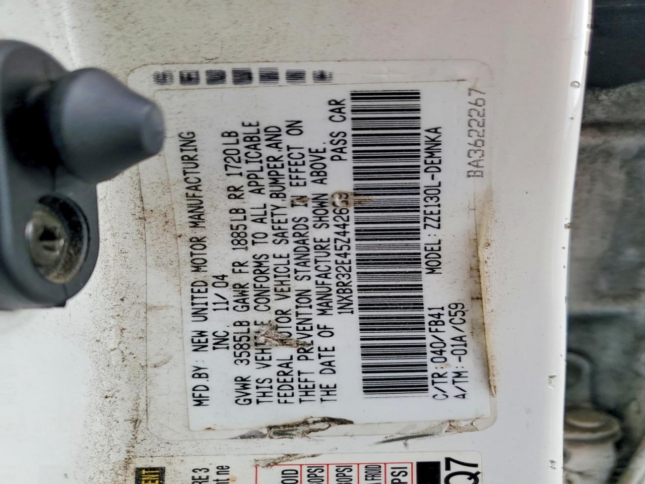 2005 TOYOTA COROLLA CE photo 12