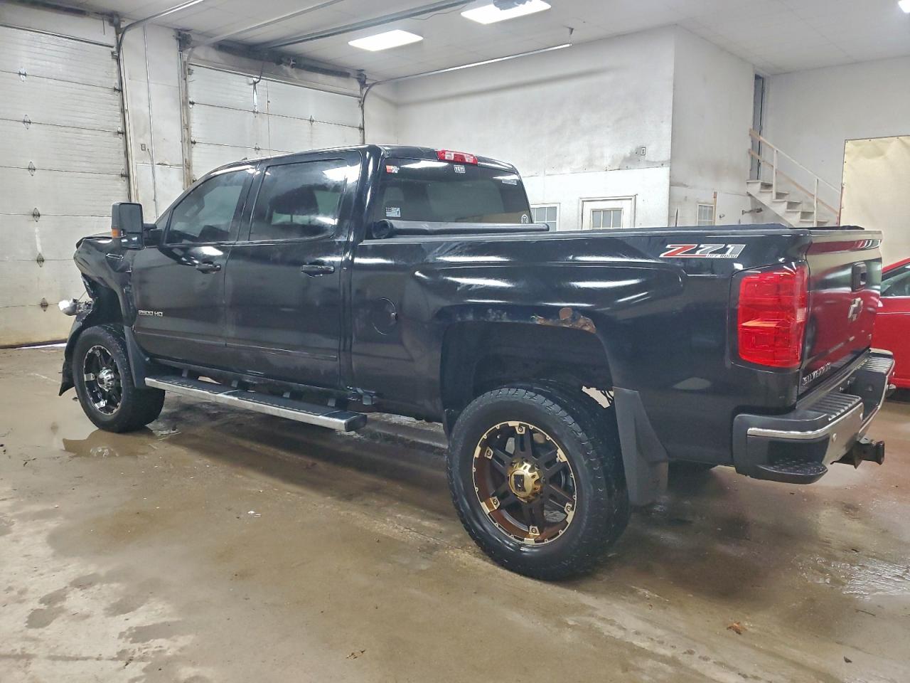 2015 CHEVROLET SILVERADO K2500 HEAVY DUTY LT photo 3