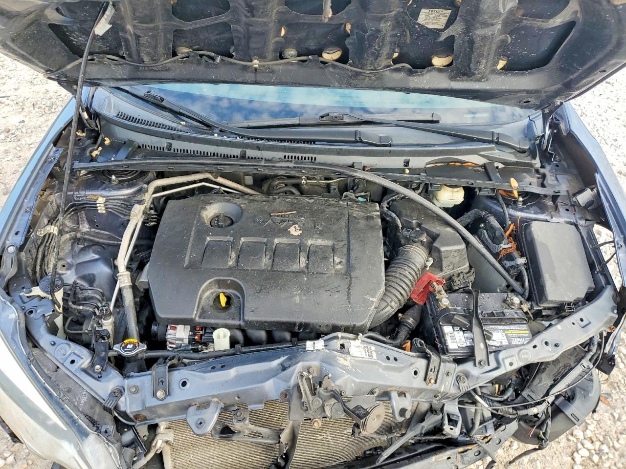 2015 TOYOTA COROLLA L photo 11
