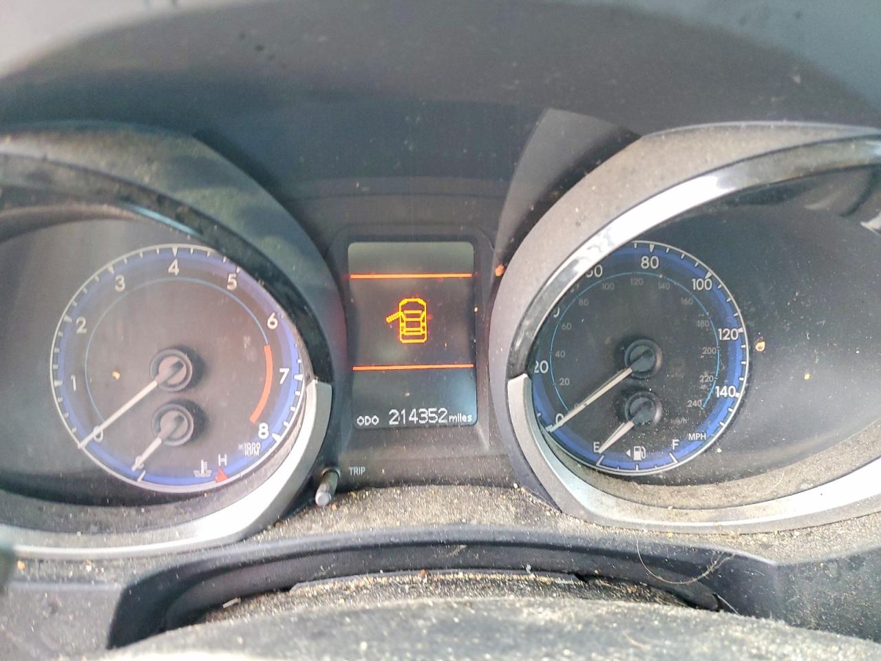2015 TOYOTA COROLLA L photo 9