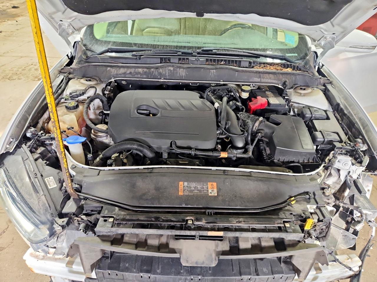 2014 FORD FUSION SE photo 11